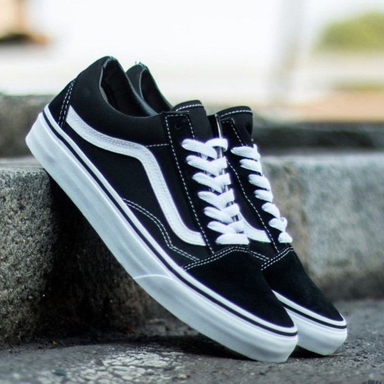 کتونی ونس مدل OLD SKOOL سفید مشکی