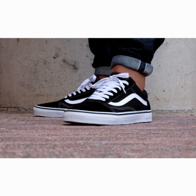 کتونی ونس مدل OLD SKOOL سفید مشکی