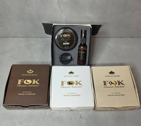 کیت واکس همراه با خوشبو کننده در سه رنگ