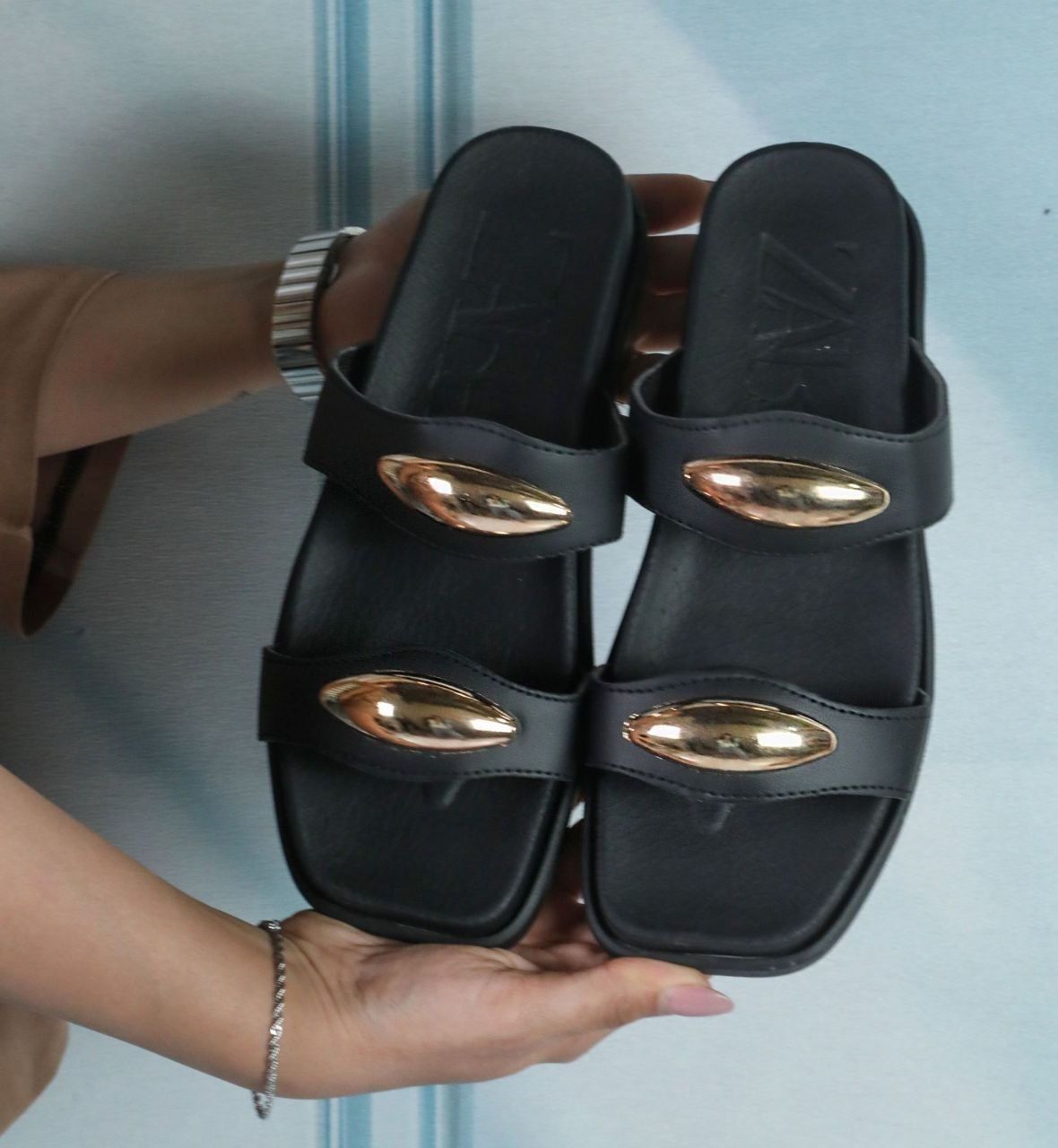 صندل یراقدار مشکی